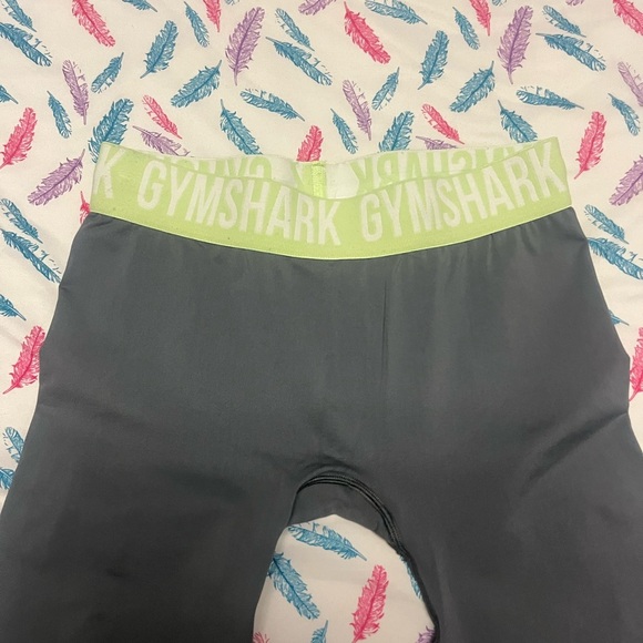 🌸Gymshark Dark Grey with Green Leggings - Picture 2 of 5